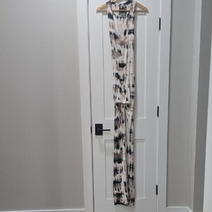 Tie-Dye Sleeveless Maxi Dress